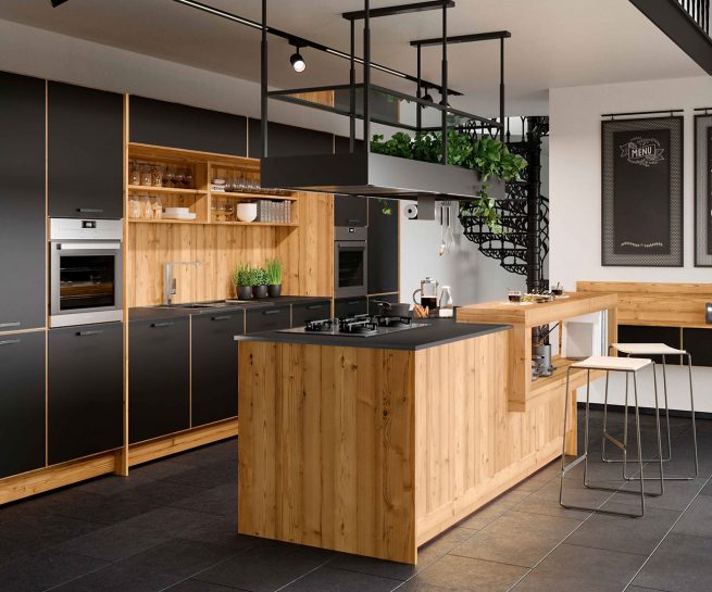 Edition 150 in Antikfichte und Glas Graphite Black, Oster Küche